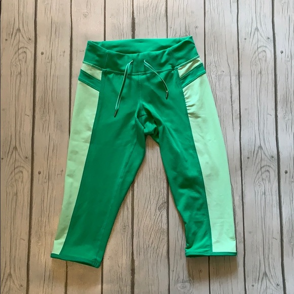 Lululemon Heat It Up Crop Pants Size 4 - Picture 8 of 14